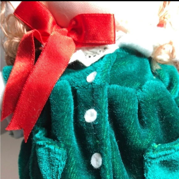 BNWOT Vintage Precious Moments 11" Xmas Doll PRICE FIRM!!!! - Picture 5 of 12